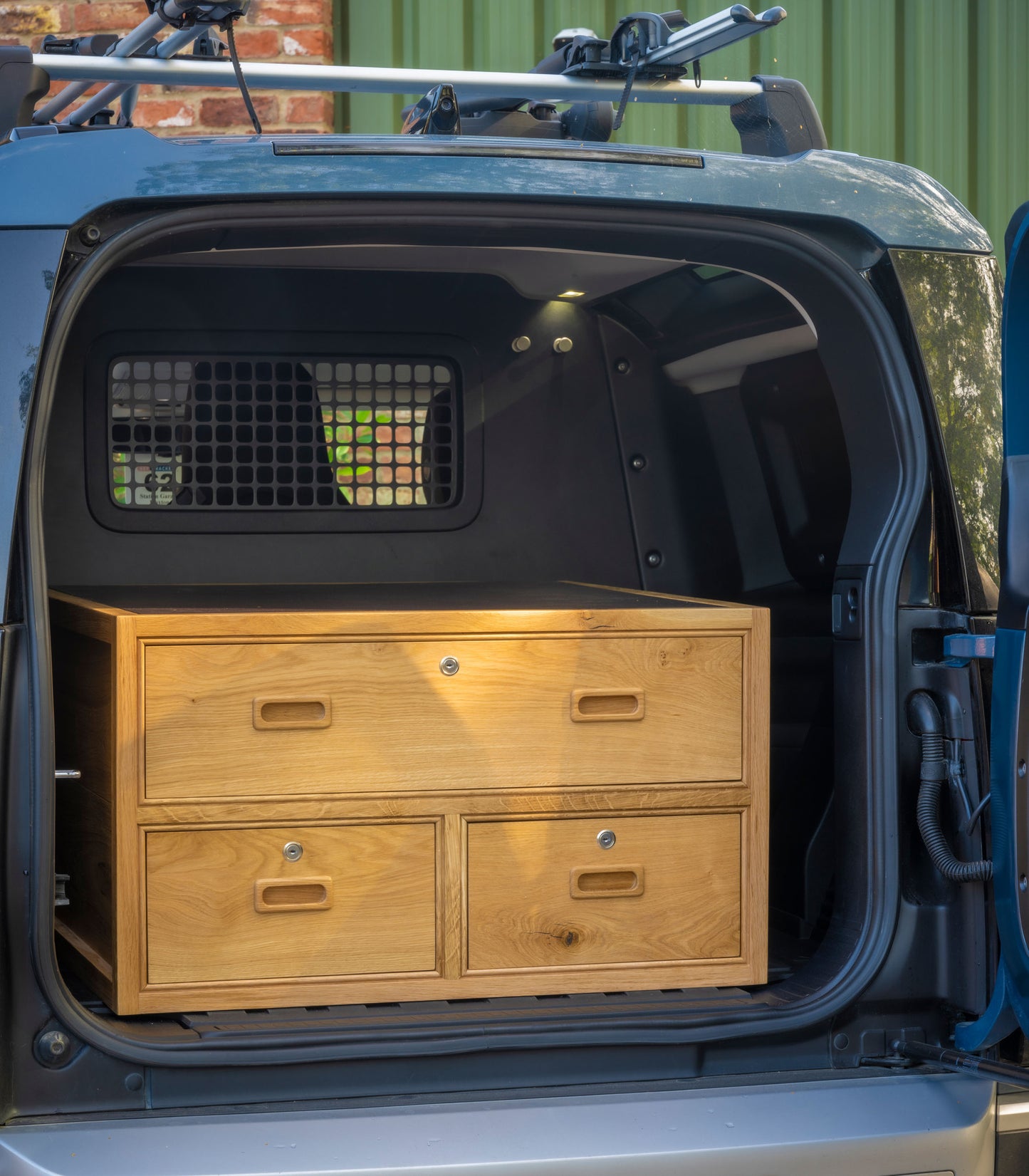 Vehicle Gun/Drinks Box